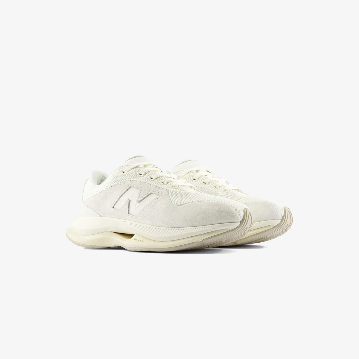 new-balance-01
