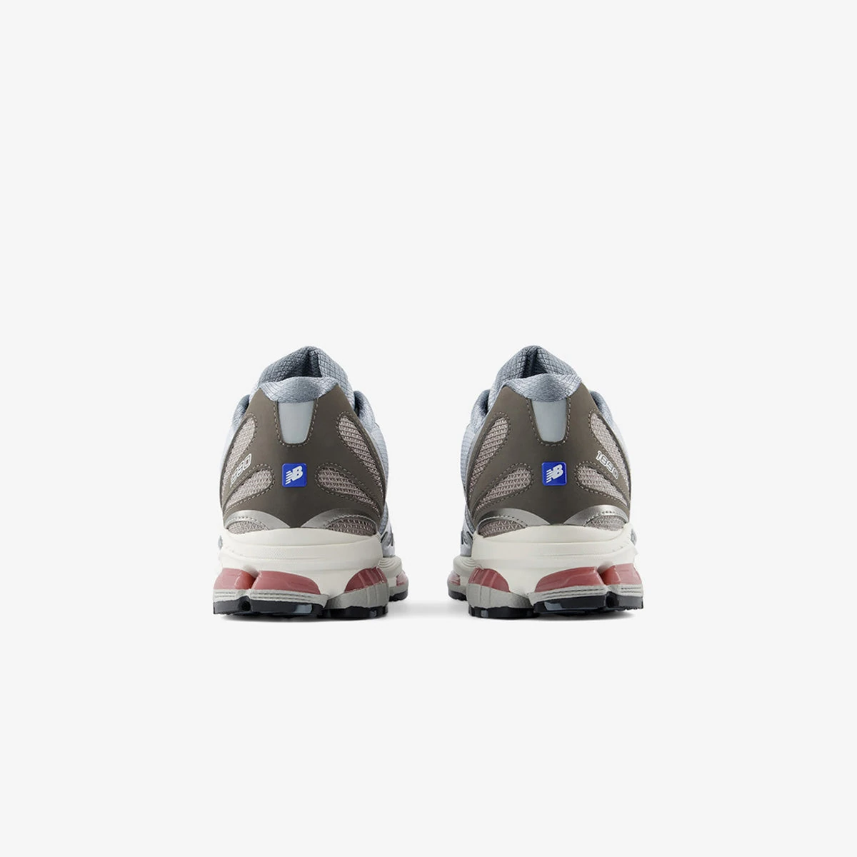 new-balance-03