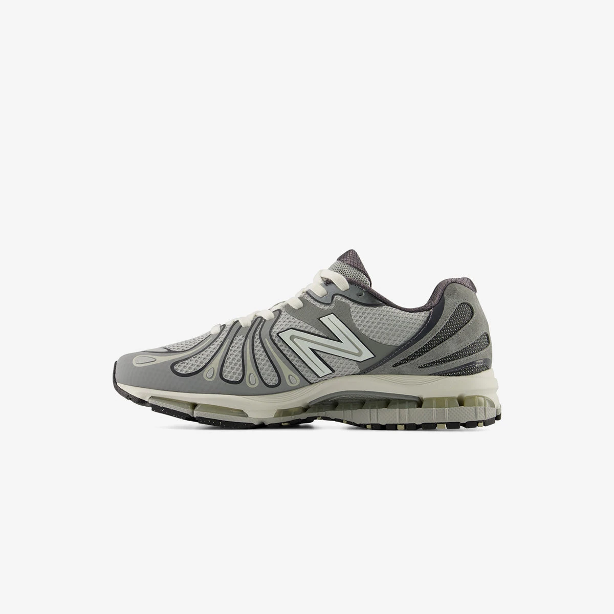 new-balance-04
