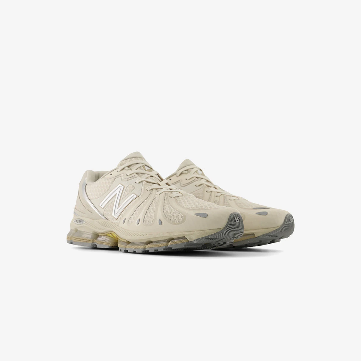 new-balance-05