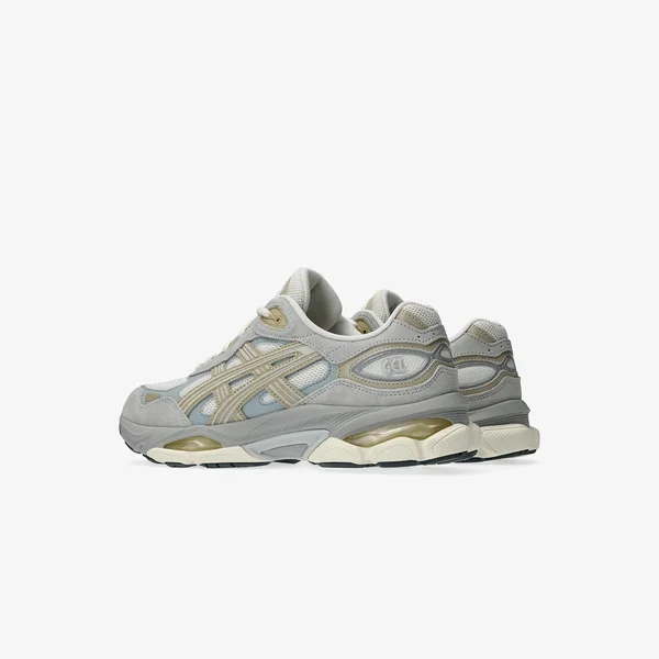 asics-03