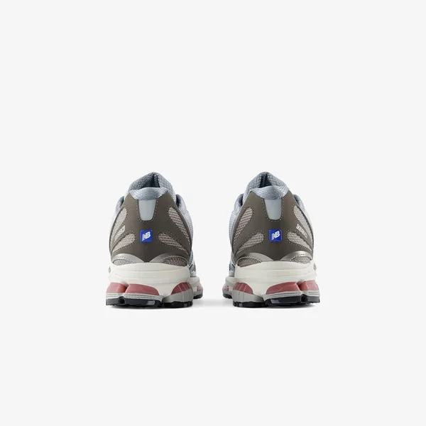 new-balance-03