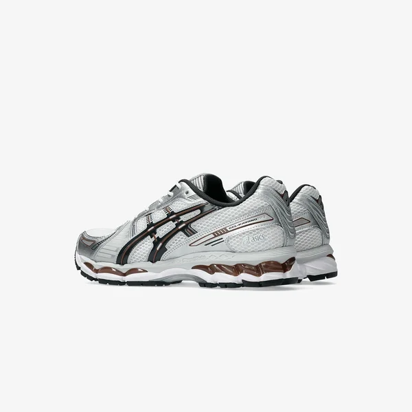 asics-10