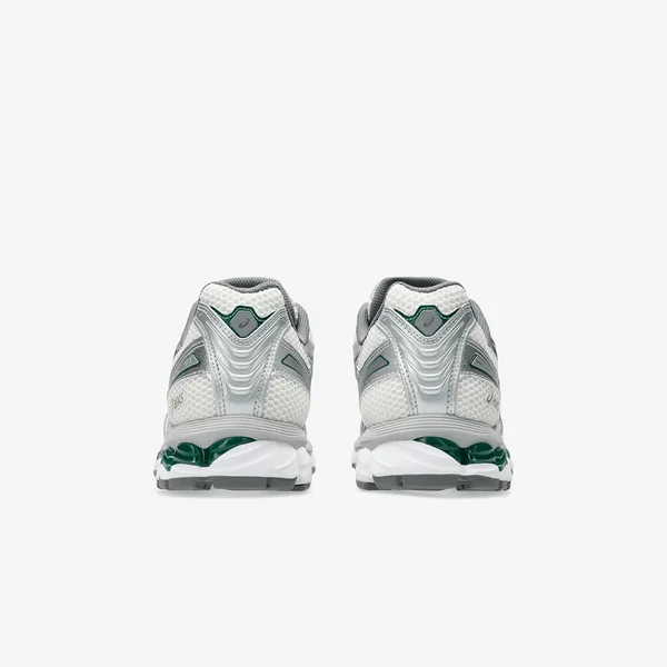 asics-09