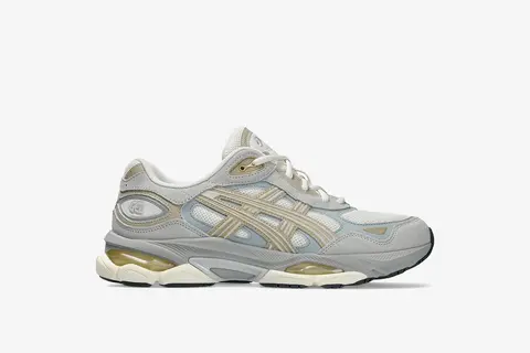asics-03